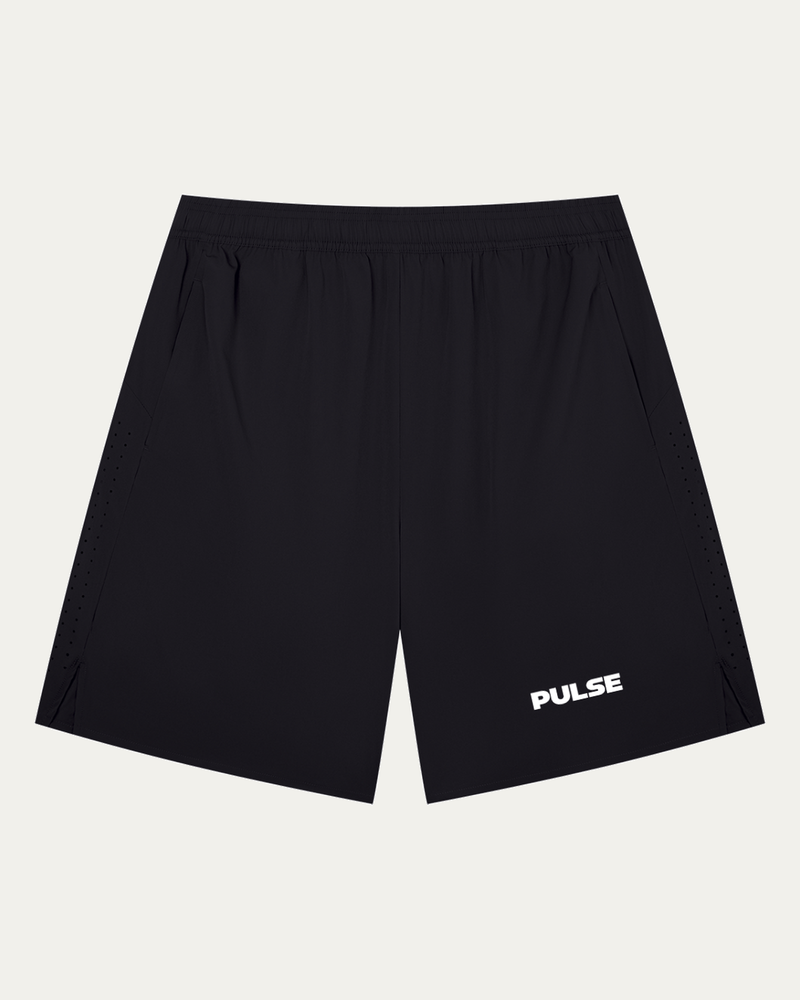 PULSE™ by Golden Vein Trainingsshorts in Schwarz – Produktdarstellung