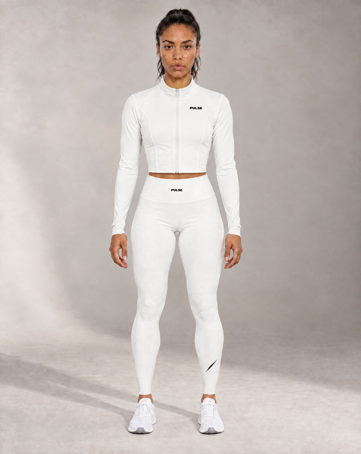 PULSE™ SPECTRE Cropped Jacket – Weiß