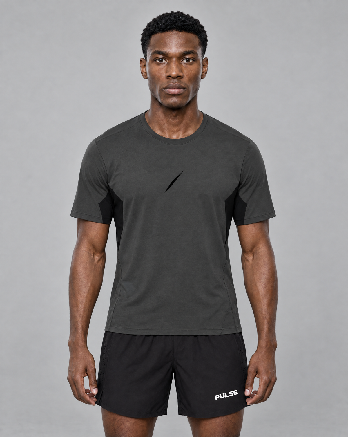 PULSE™ Lightweight Training T-Shirt – Dark Grey – Produktansicht 1