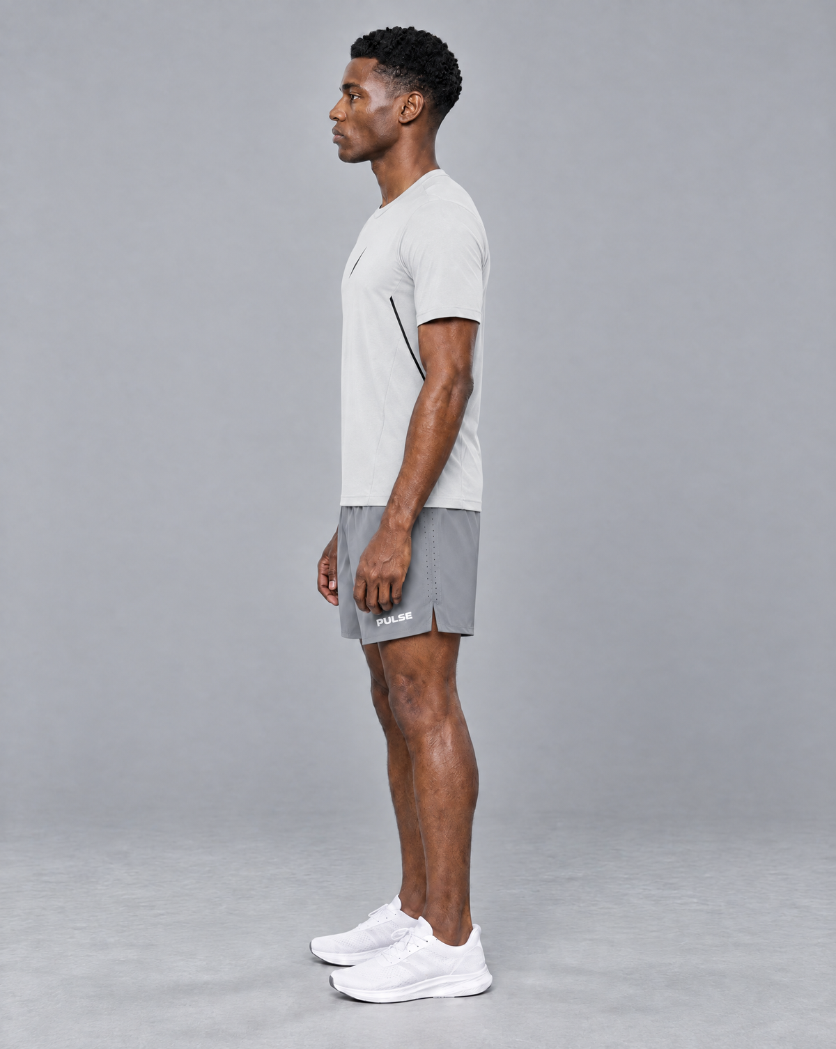 PULSE™ Lightweight Training T-Shirt – Light Grey – Produktansicht 5