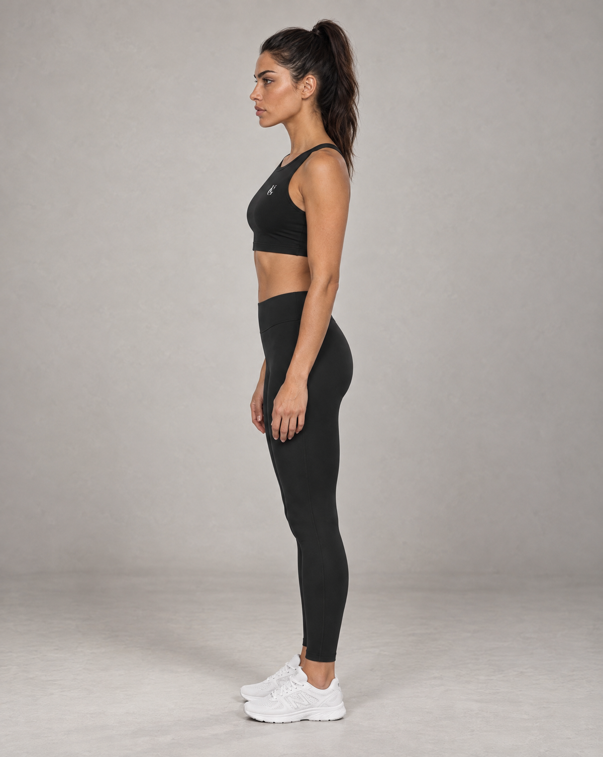 Golden Vein Cropped Tank – Black – Produktansicht 5
