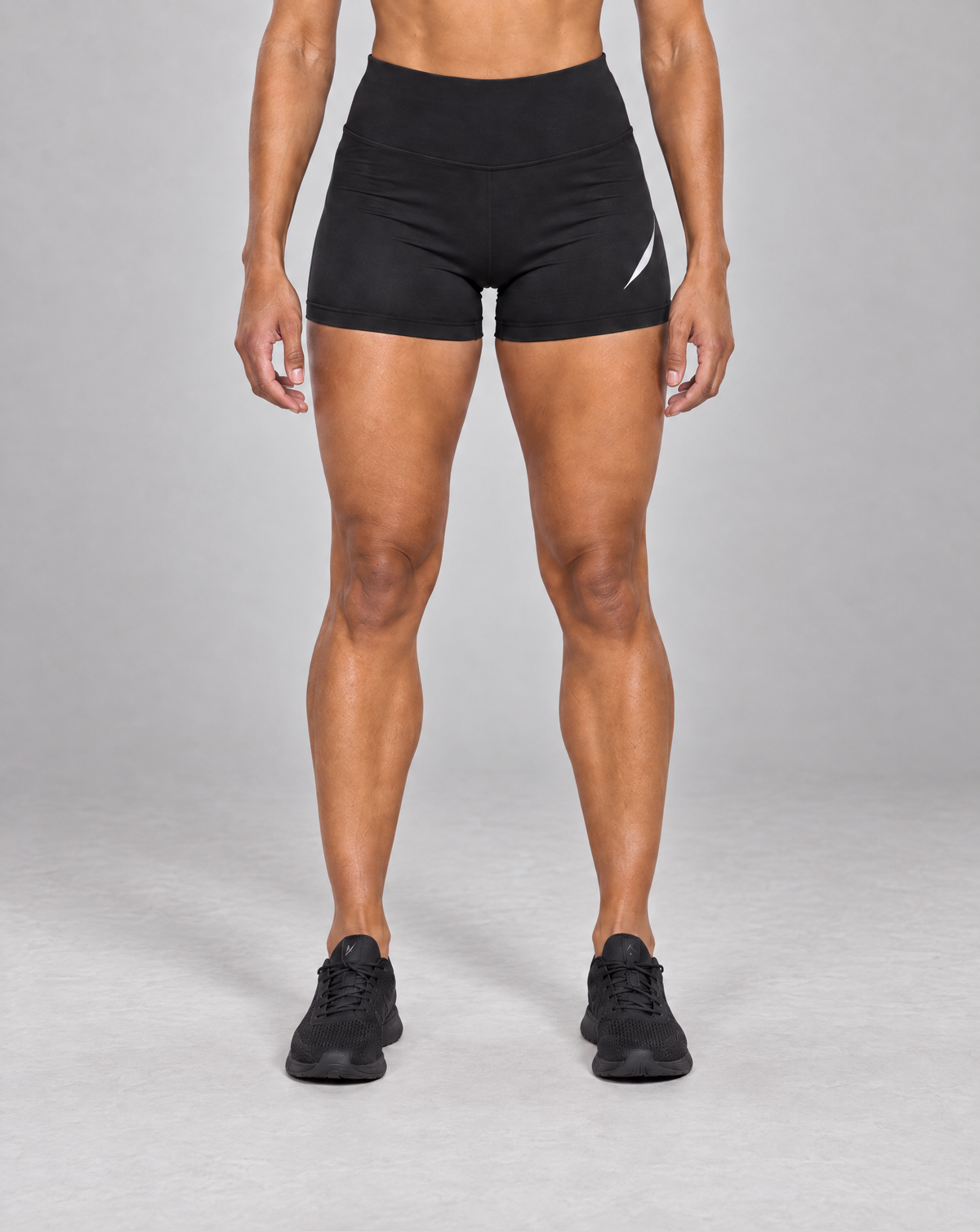 PULSE™ High Waist Shorts – Schwarz