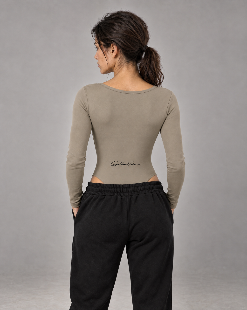 Golden Vein Flow Long Sleeve Bodysuit – Khaki – Produktansicht 2
