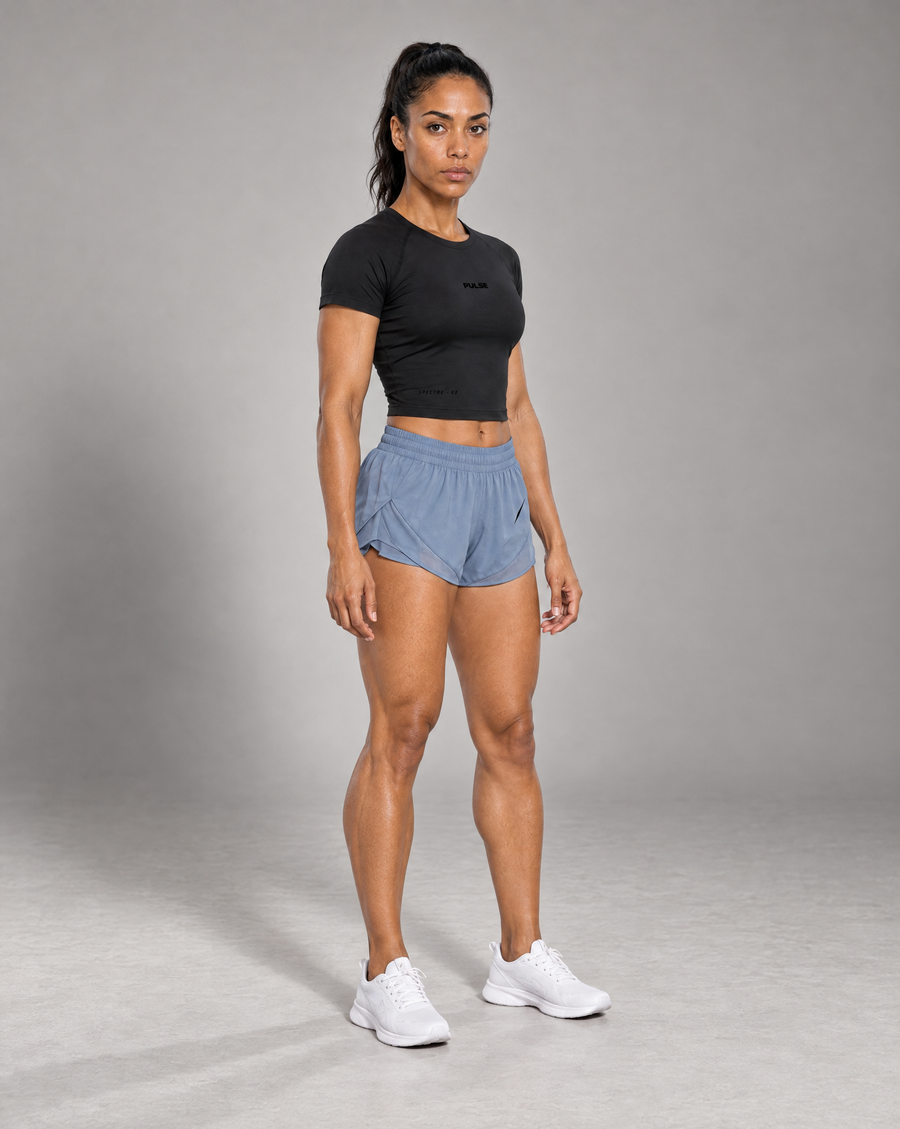 PULSE™ by Golden Vein Kurzes Trainingsshirt in Schwarz – Produktansicht 4