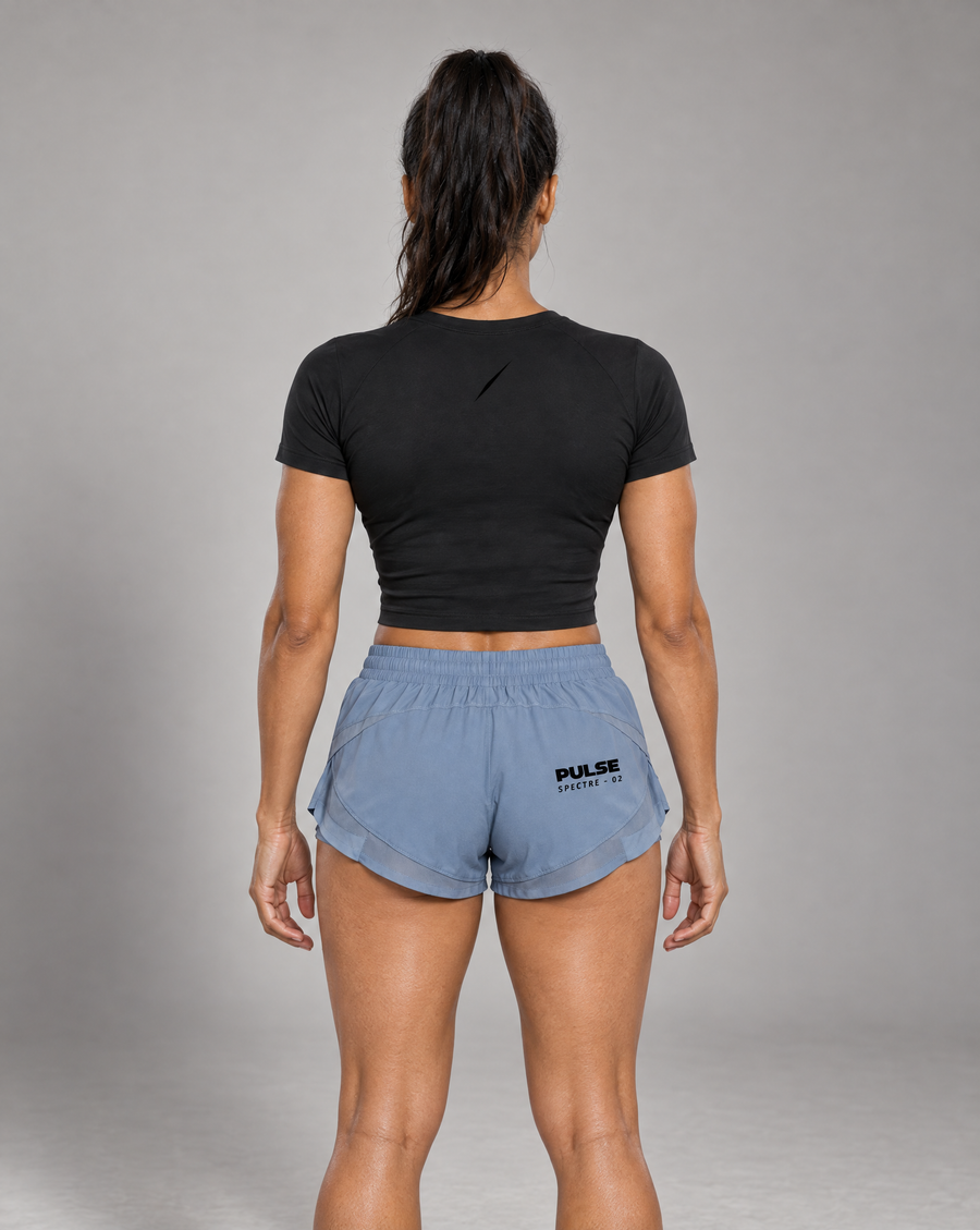 PULSE™ Cropped Performance T-Shirt – Black – Produktansicht 2