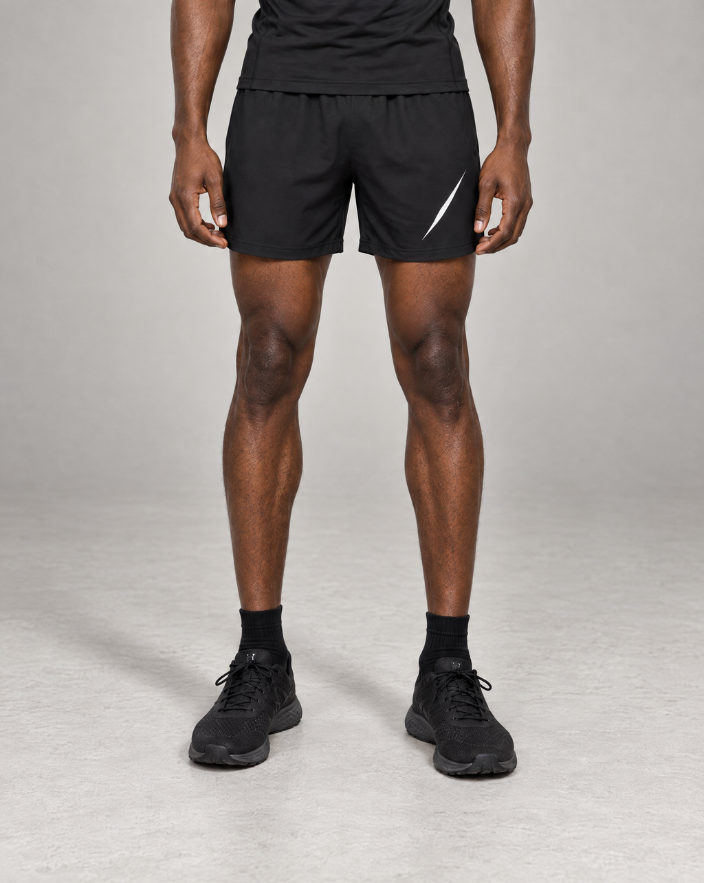 PULSE™ by Golden Vein Trainingsshorts in Schwarz – Produktansicht 1