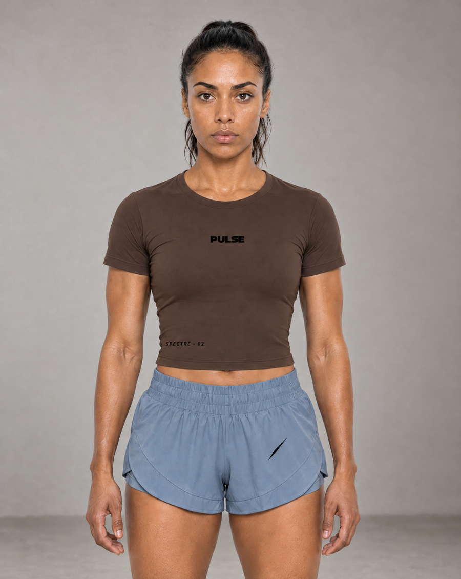 PULSE™ Cropped Performance T-Shirt – Coffee – Produktansicht 1