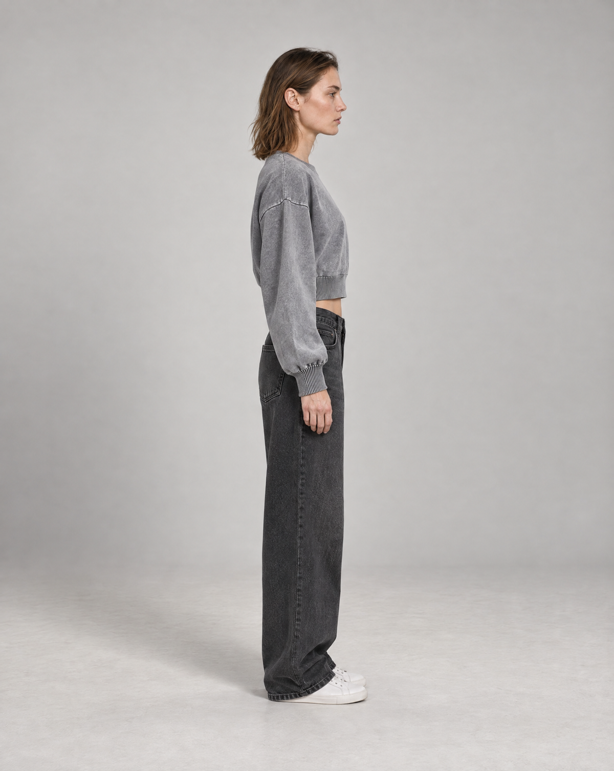 Golden Vein Mineral Wash Cropped Sweater – Grey – Produktansicht 5