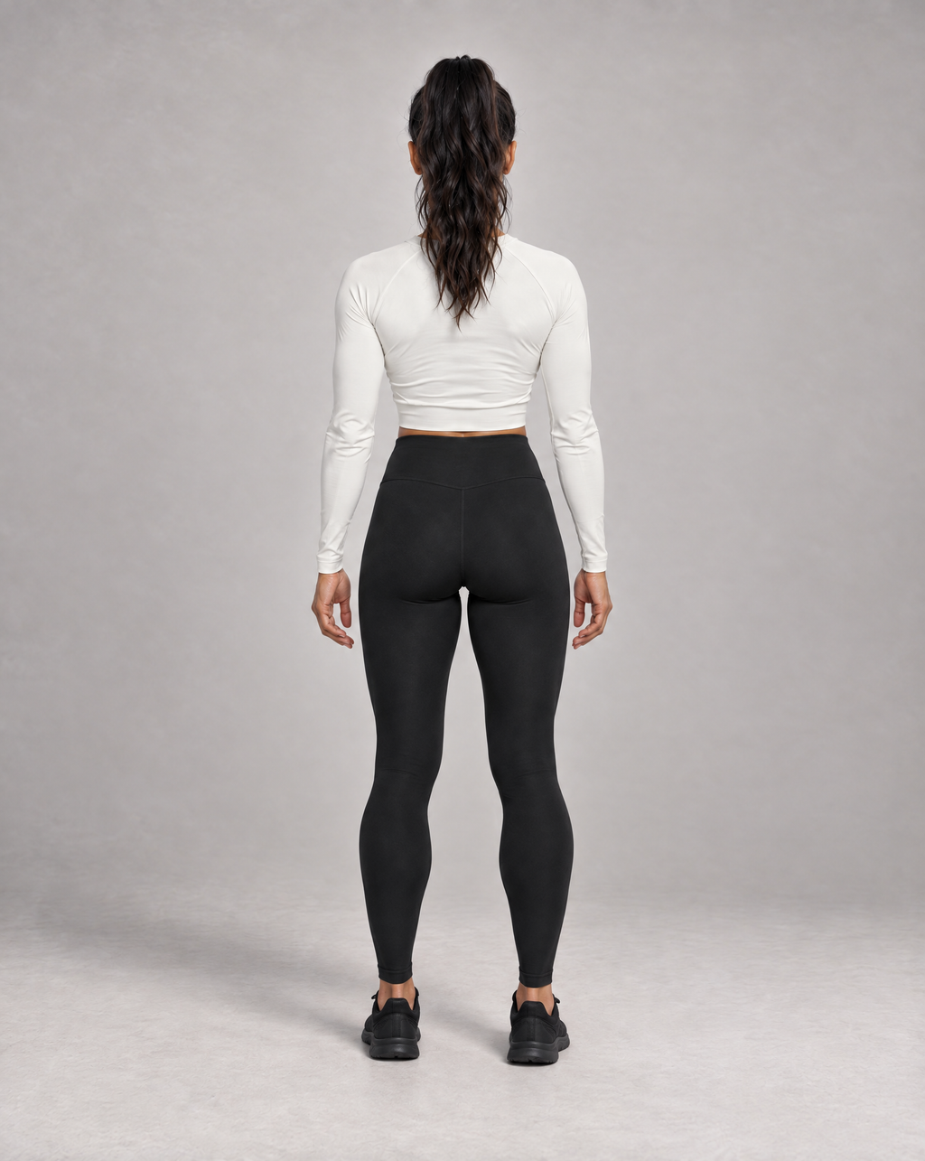 PULSE™ by Golden Vein Cropped Longsleeve in Off-White – Produktansicht 5