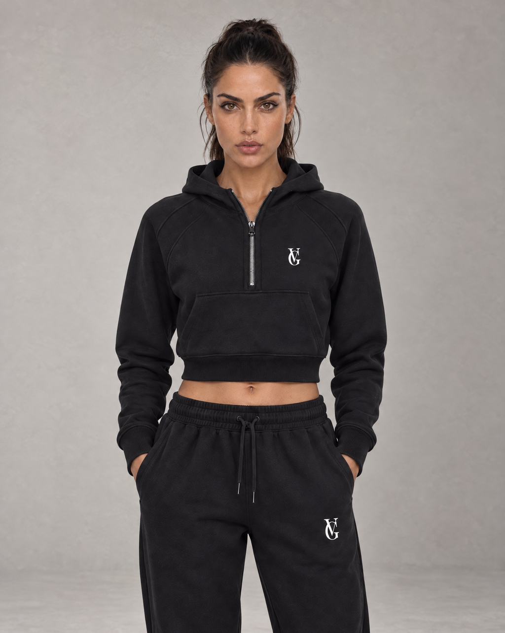 Golden Vein Cropped Half-Zip Hoodie – Black – Produktansicht 1