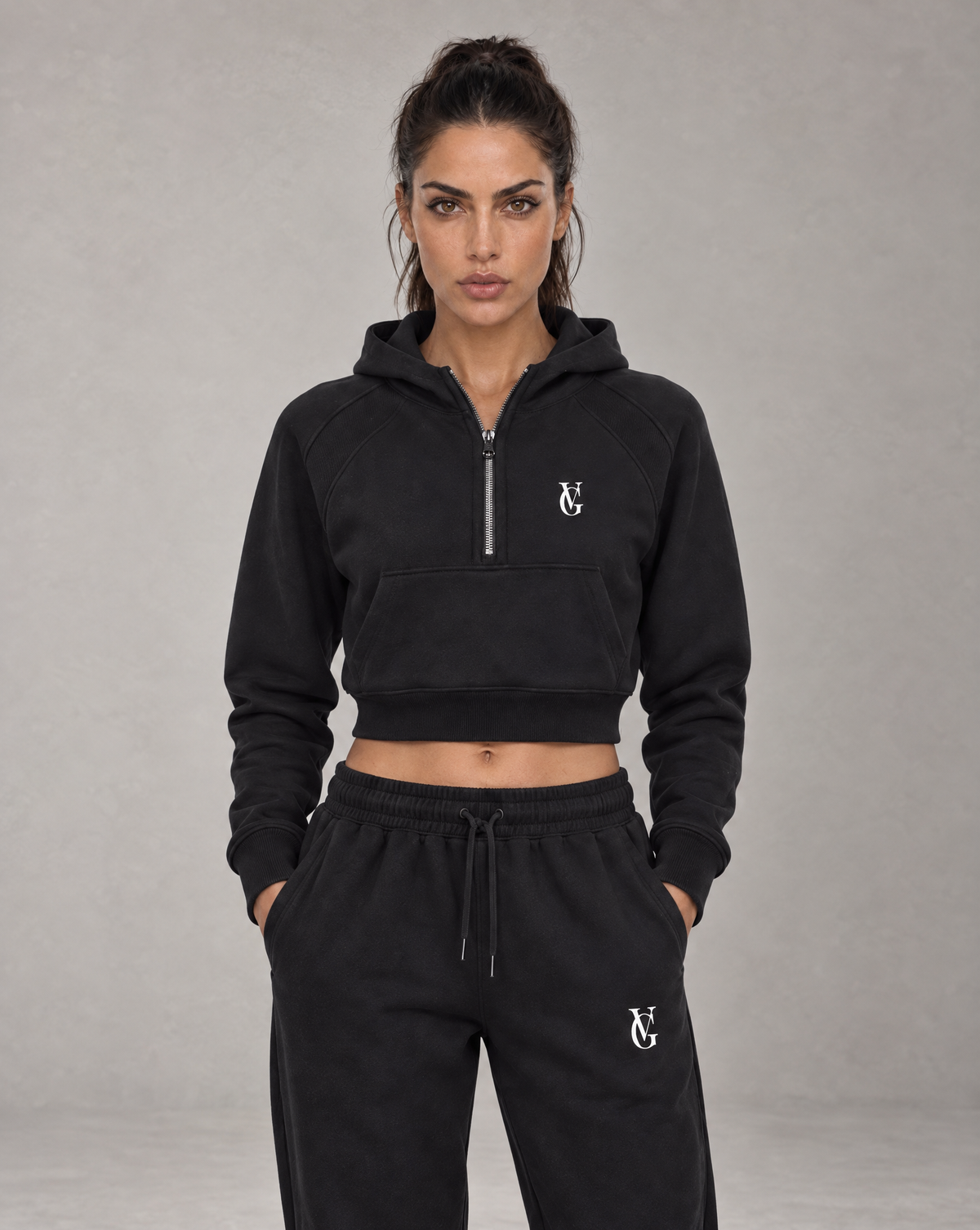 Golden Vein Cropped Half-Zip Hoodie – Black – Produktansicht 1