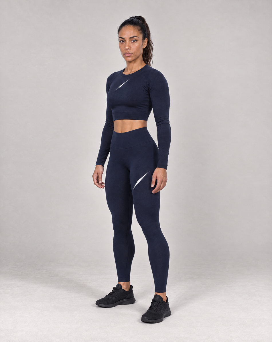 PULSE™ by Golden Vein Cropped Longsleeve – Cropped Longsleeve · Women · Navy