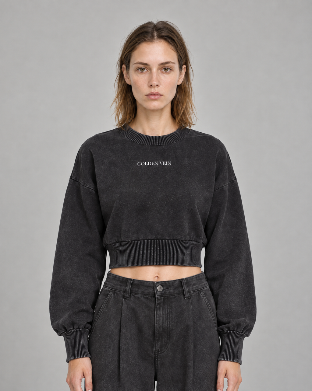 Golden Vein Mineral Wash Cropped Sweater – Black – Produktansicht 1