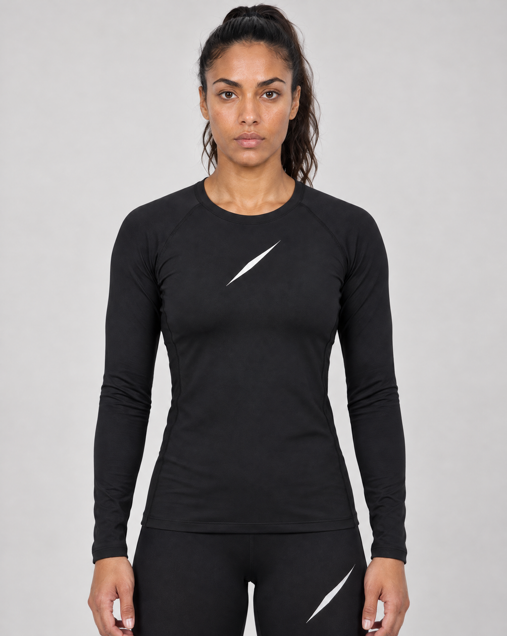 PULSE™ by Golden Vein Damen-Kompressions-Longsleeve in Schwarz – Produktansicht 1