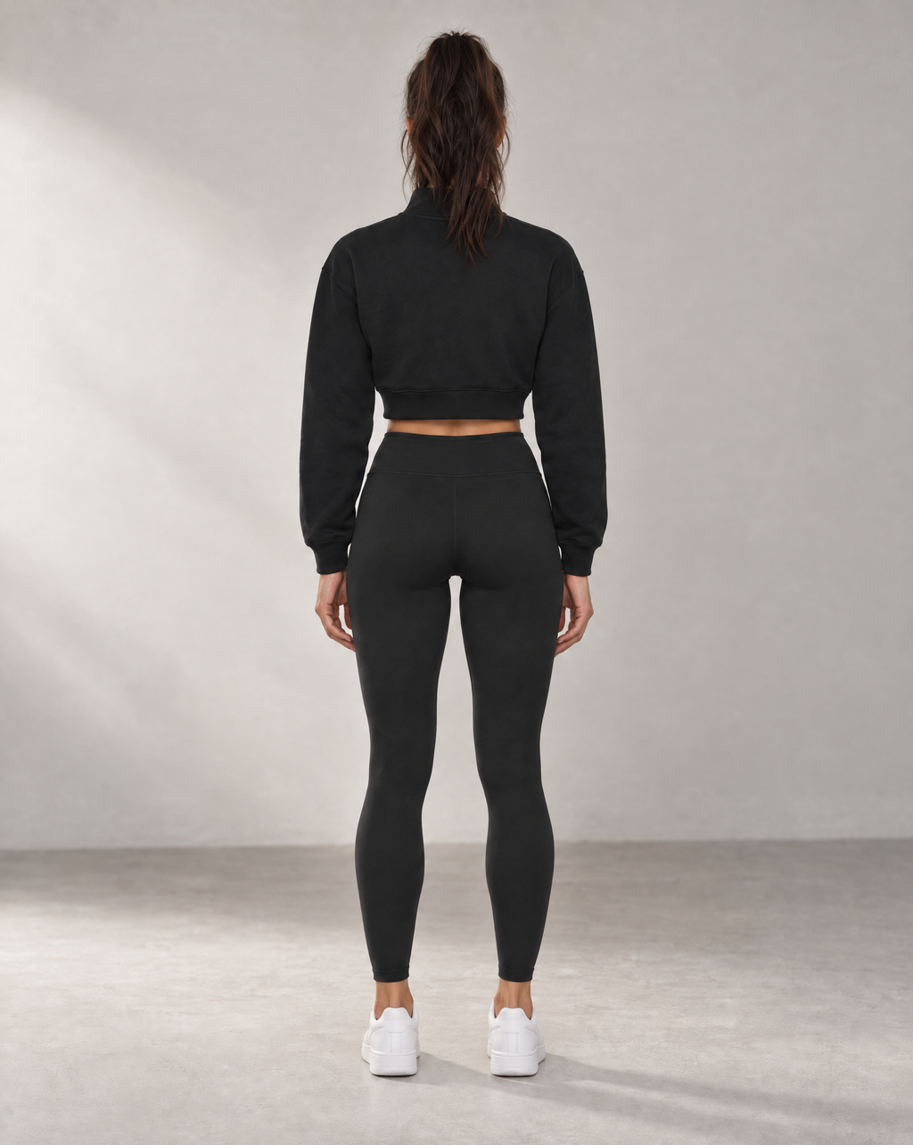 Golden Vein Cropped Quarter-Zip – Black – Produktansicht 6