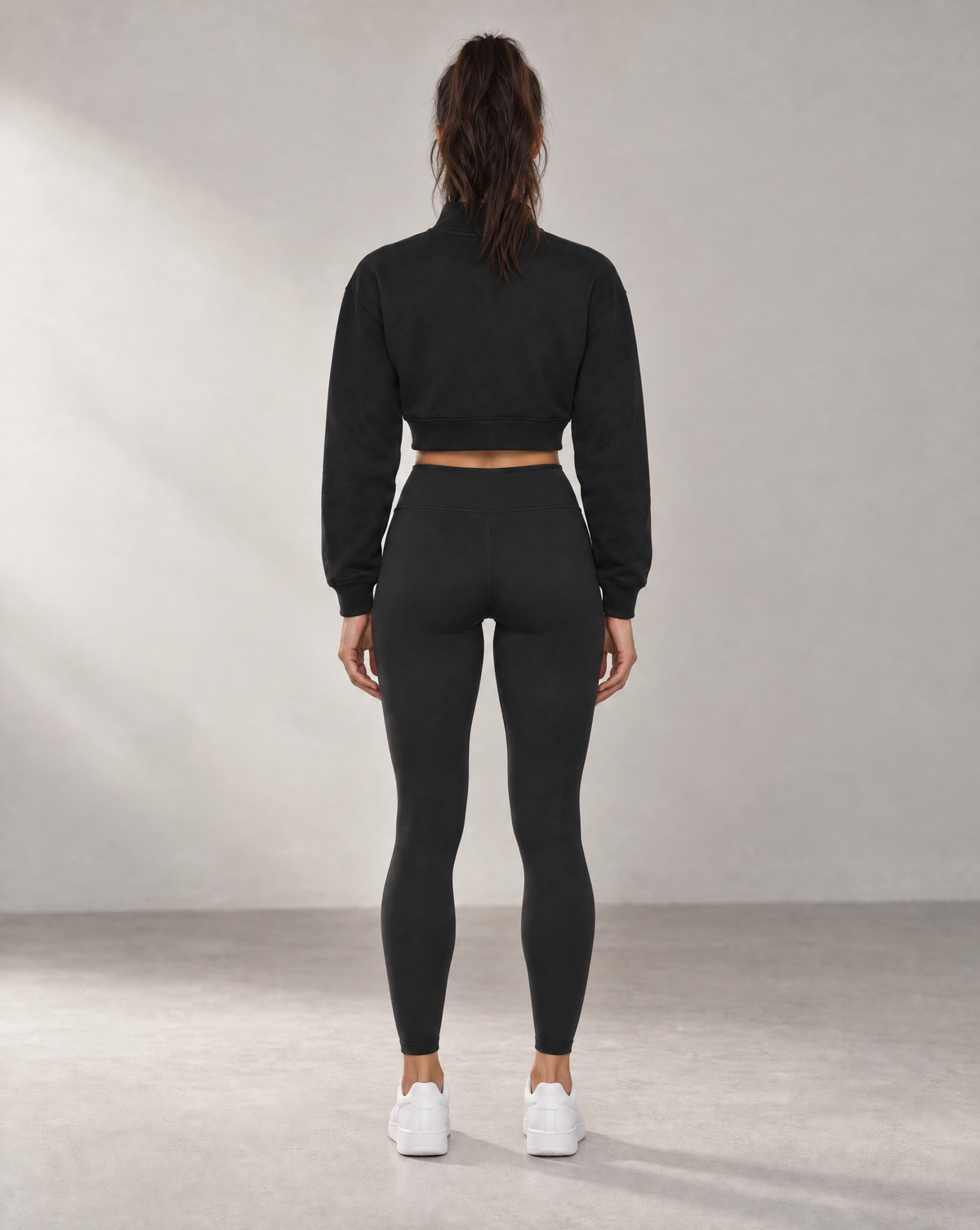 Golden Vein Cropped Quarter-Zip – Black – Produktansicht 6