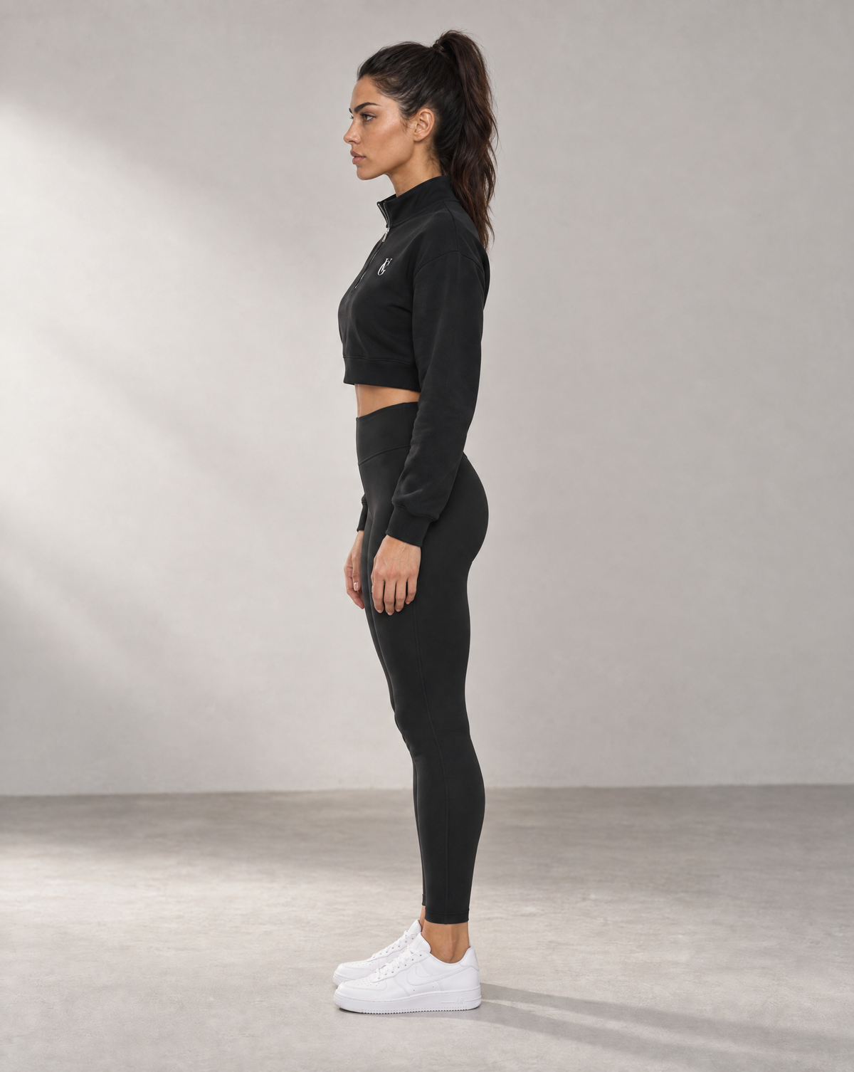 Golden Vein Cropped Quarter-Zip – Black – Produktansicht 5