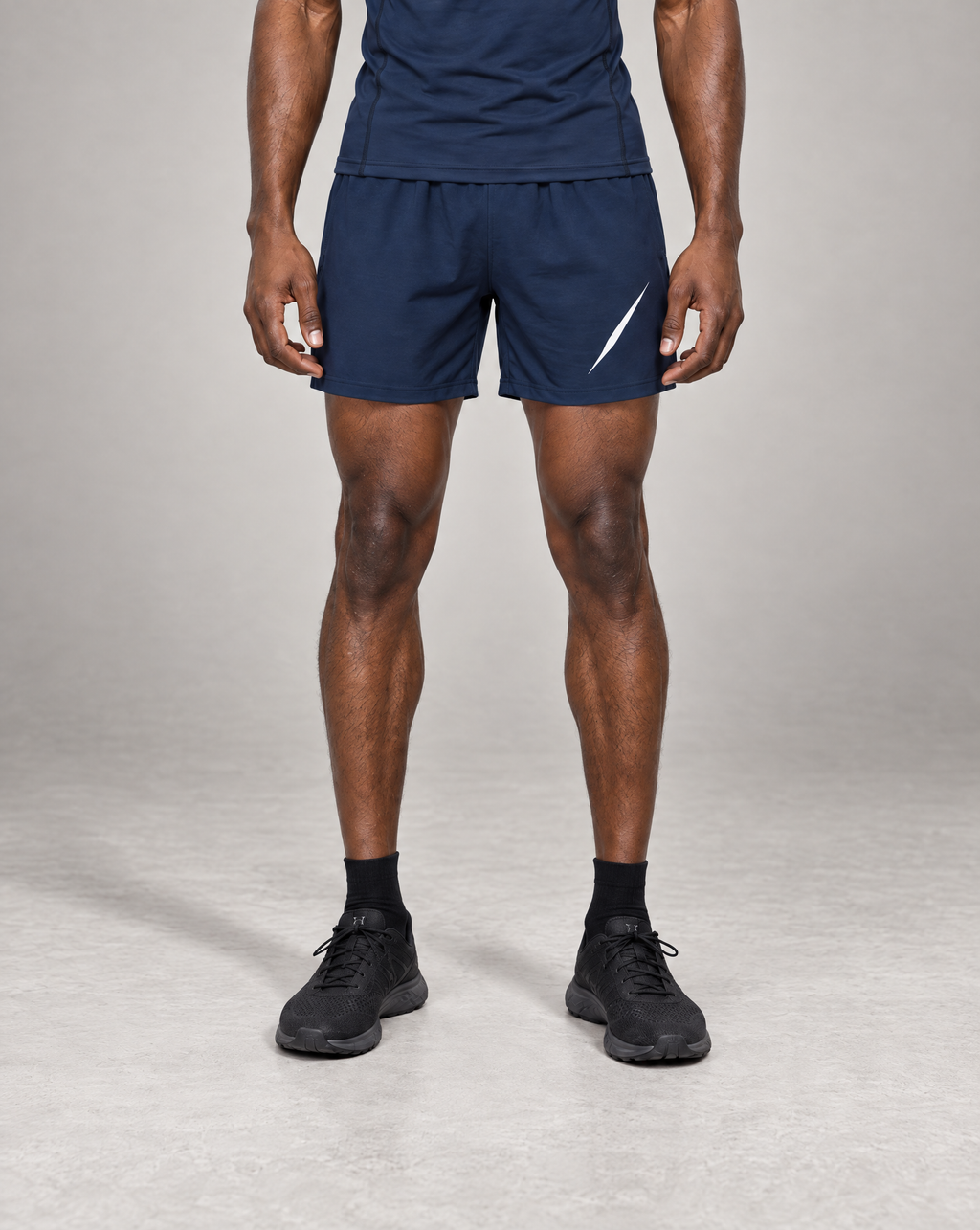 PULSE™ by Golden Vein Trainingsshorts in Navy – Produktansicht 1