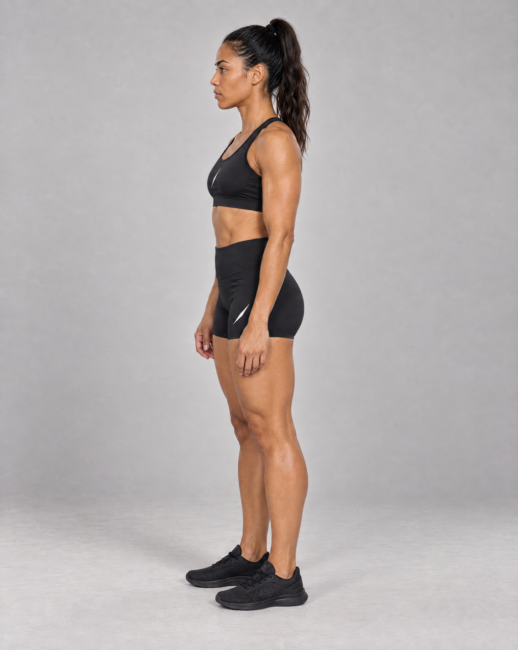 PULSE™ High Waist Shorts – Schwarz