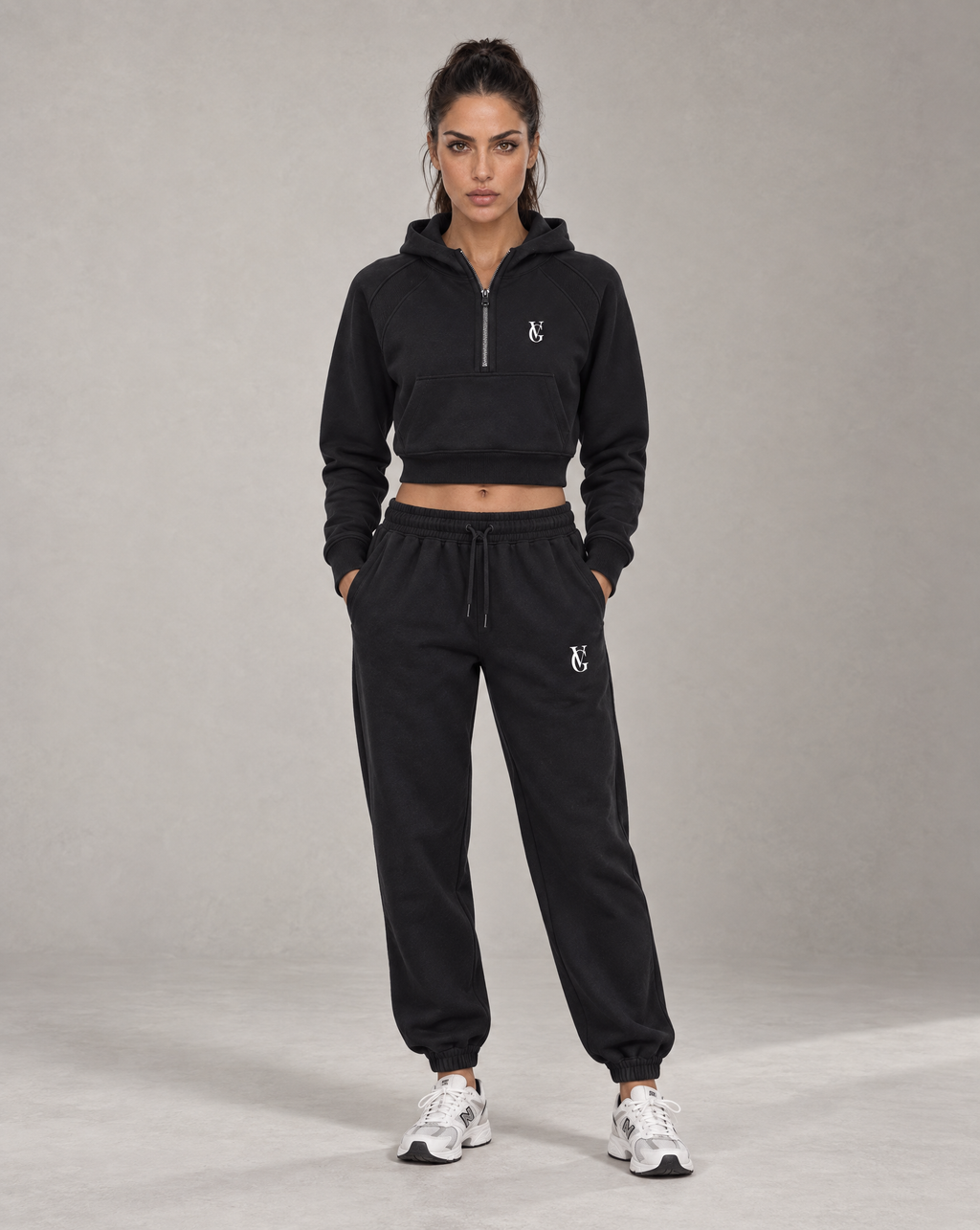 Golden Vein Cropped Half-Zip Hoodie – Black – Produktansicht 3