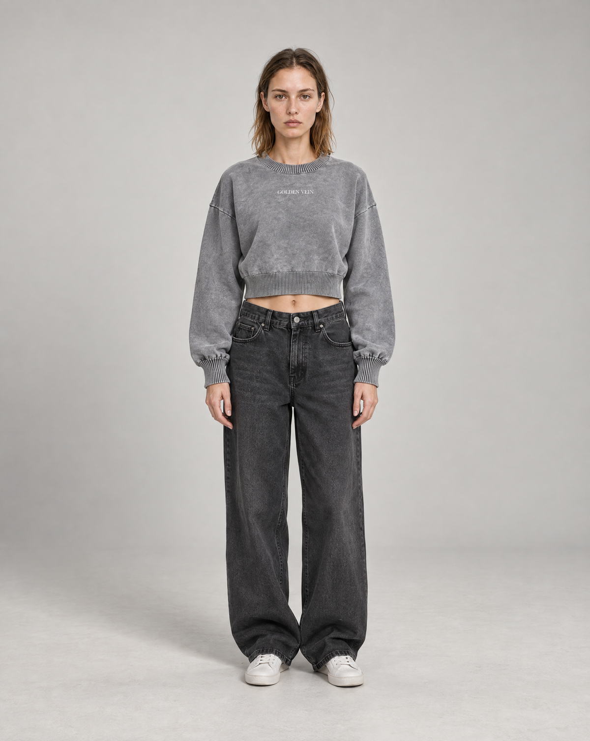 Golden Vein Mineral Wash Cropped Sweater – Grey – Produktansicht 3