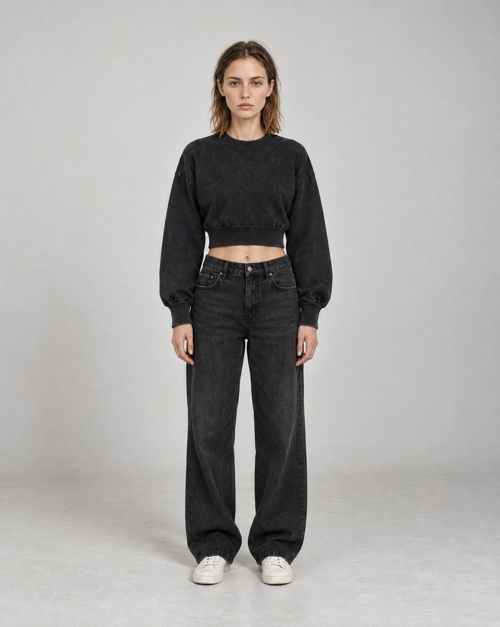 Golden Vein Parables Cropped Sweater – Black – Produktansicht 5