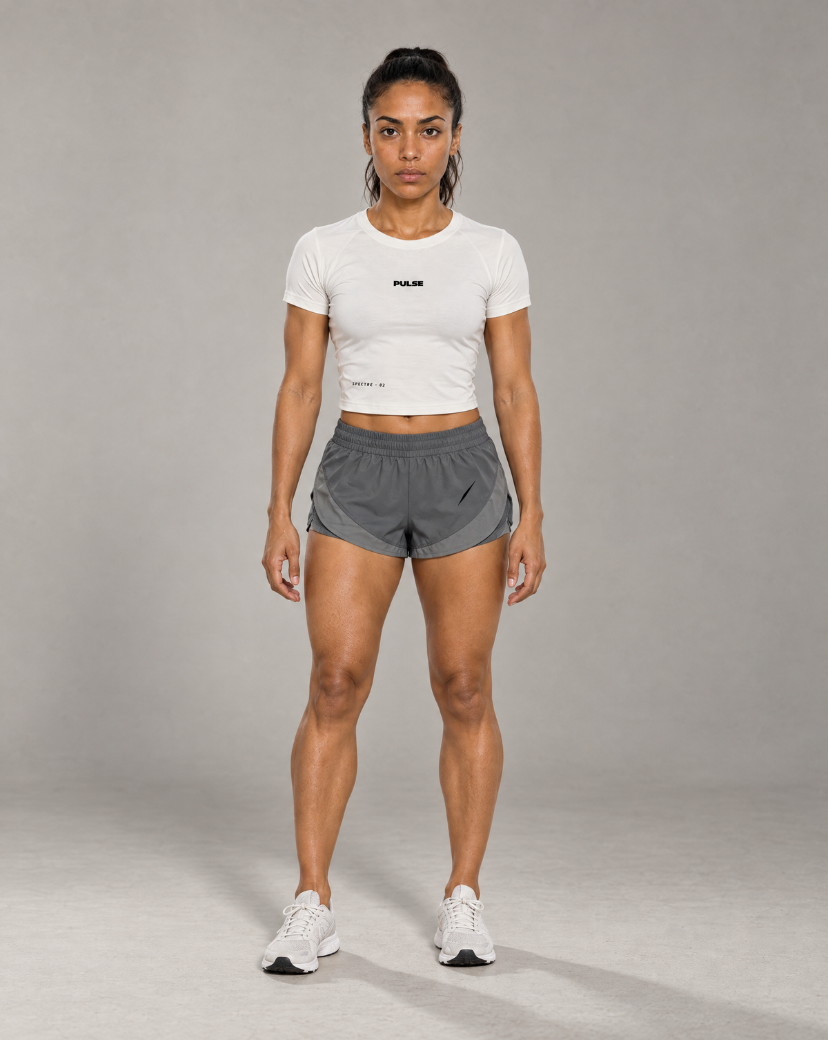 PULSE™ Cropped Performance T-Shirt – White – Produktansicht 3
