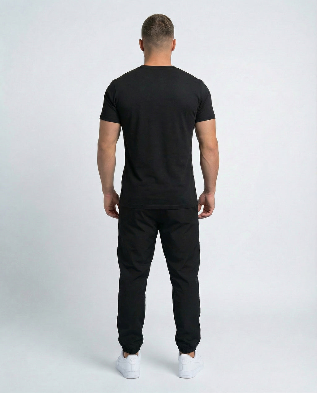 Golden Vein Basic Shirt – Schwarz