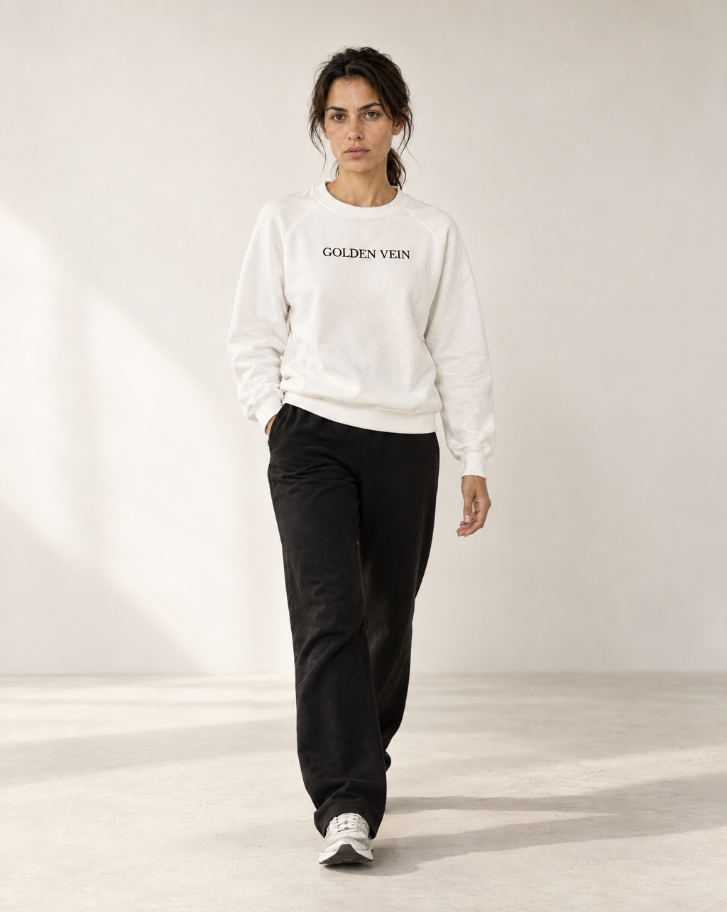 Golden Vein Sweater Weiß Editorial