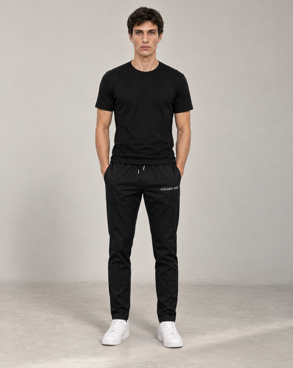 Golden Vein Trainingshose Schwarz Frontansicht
