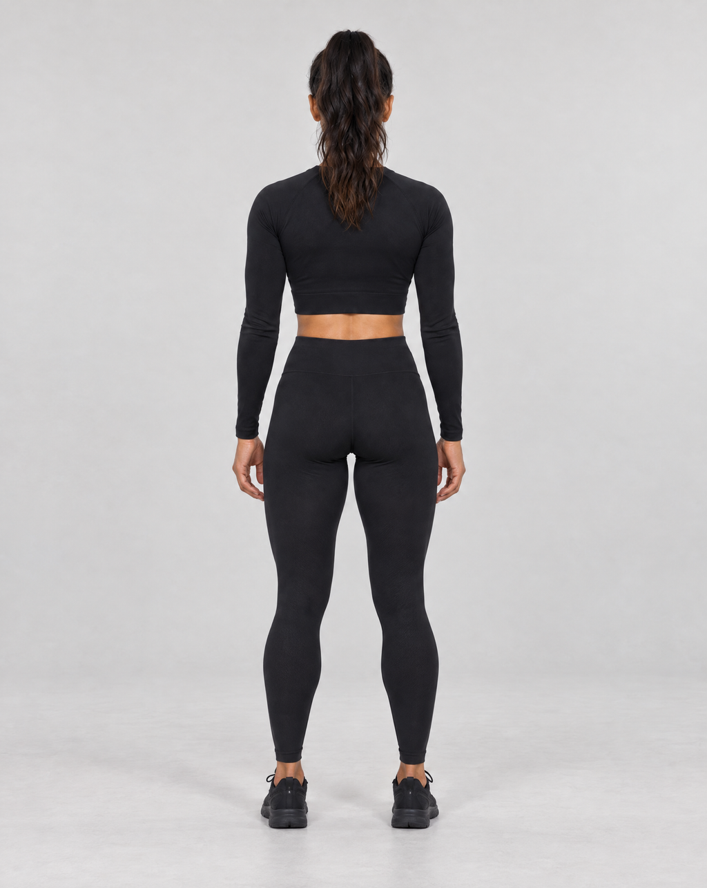 PULSE Cropped Longsleeve Schwarz – Damen Rücken