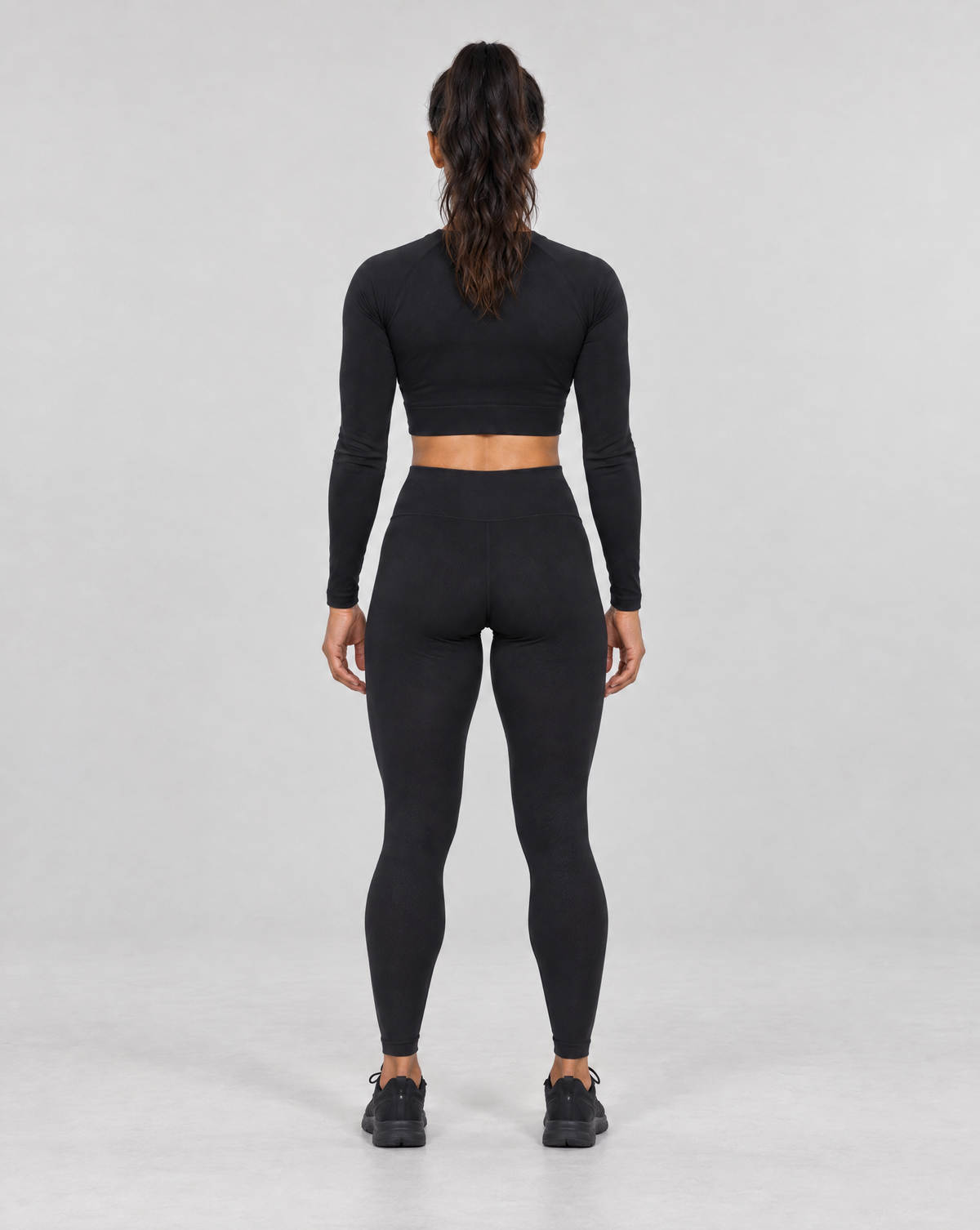 PULSE Cropped Longsleeve Schwarz – Damen Rücken