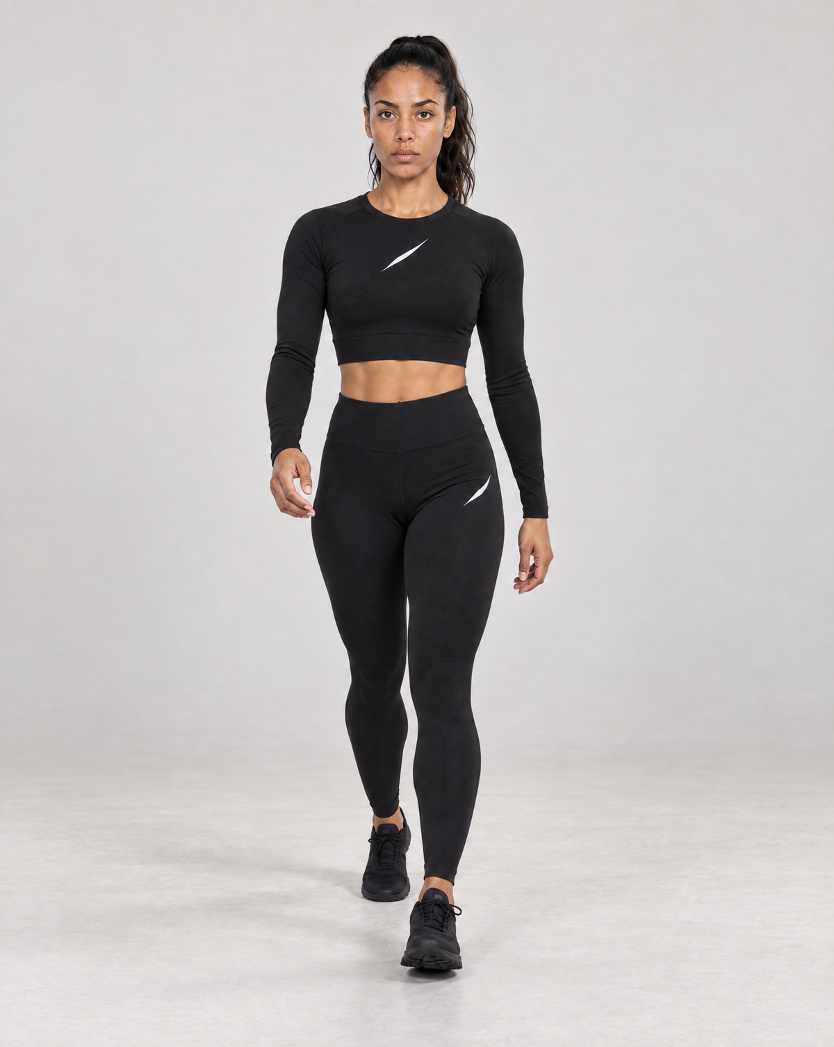 PULSE Cropped Longsleeve Schwarz – Damen Walking
