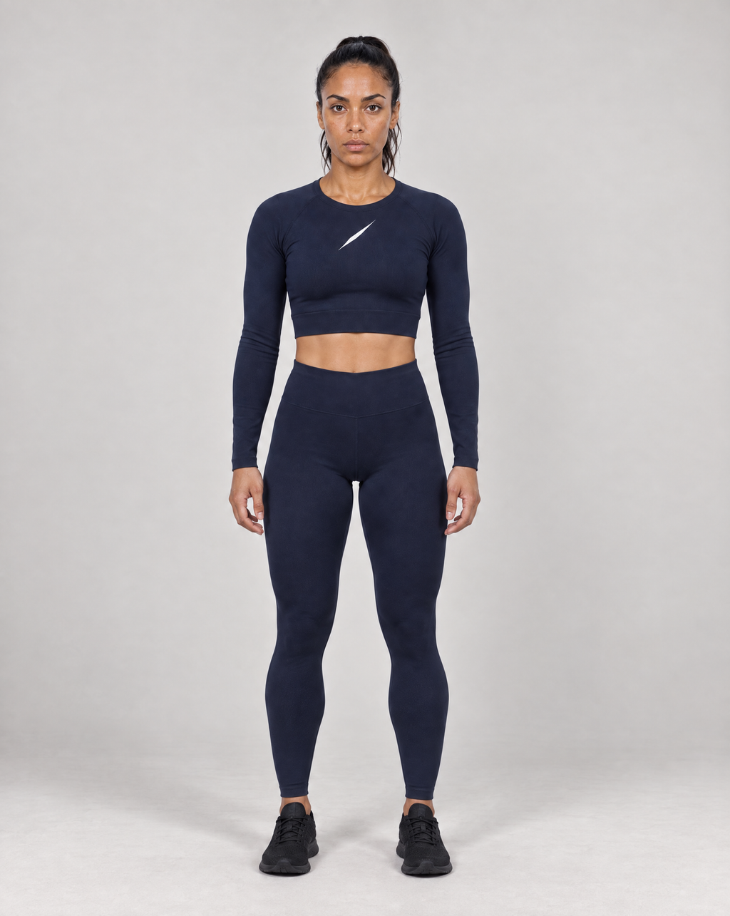 PULSE Cropped Longsleeve Navy – Damen Front