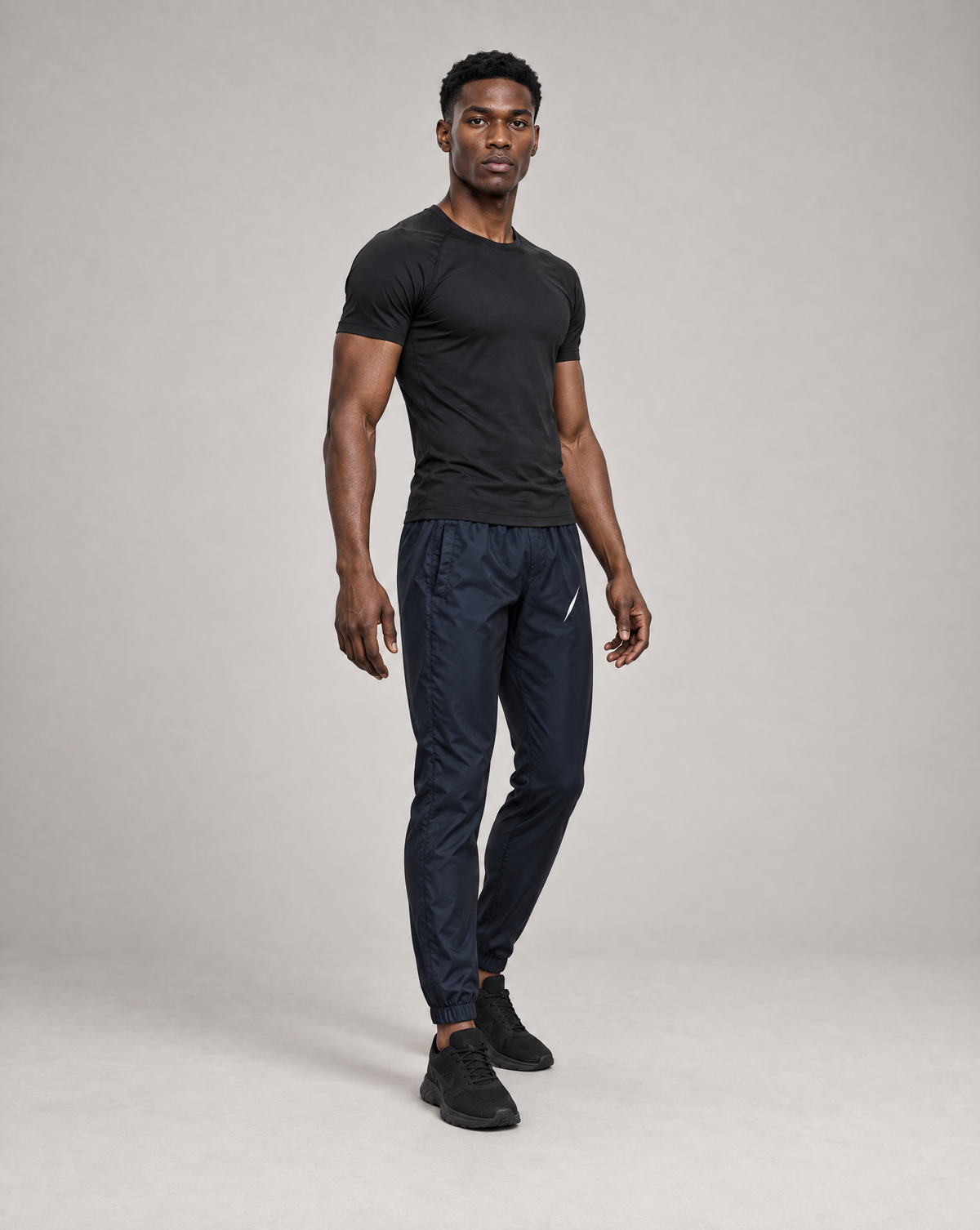PULSE Training Jogger Navy – 3/4-Ansicht