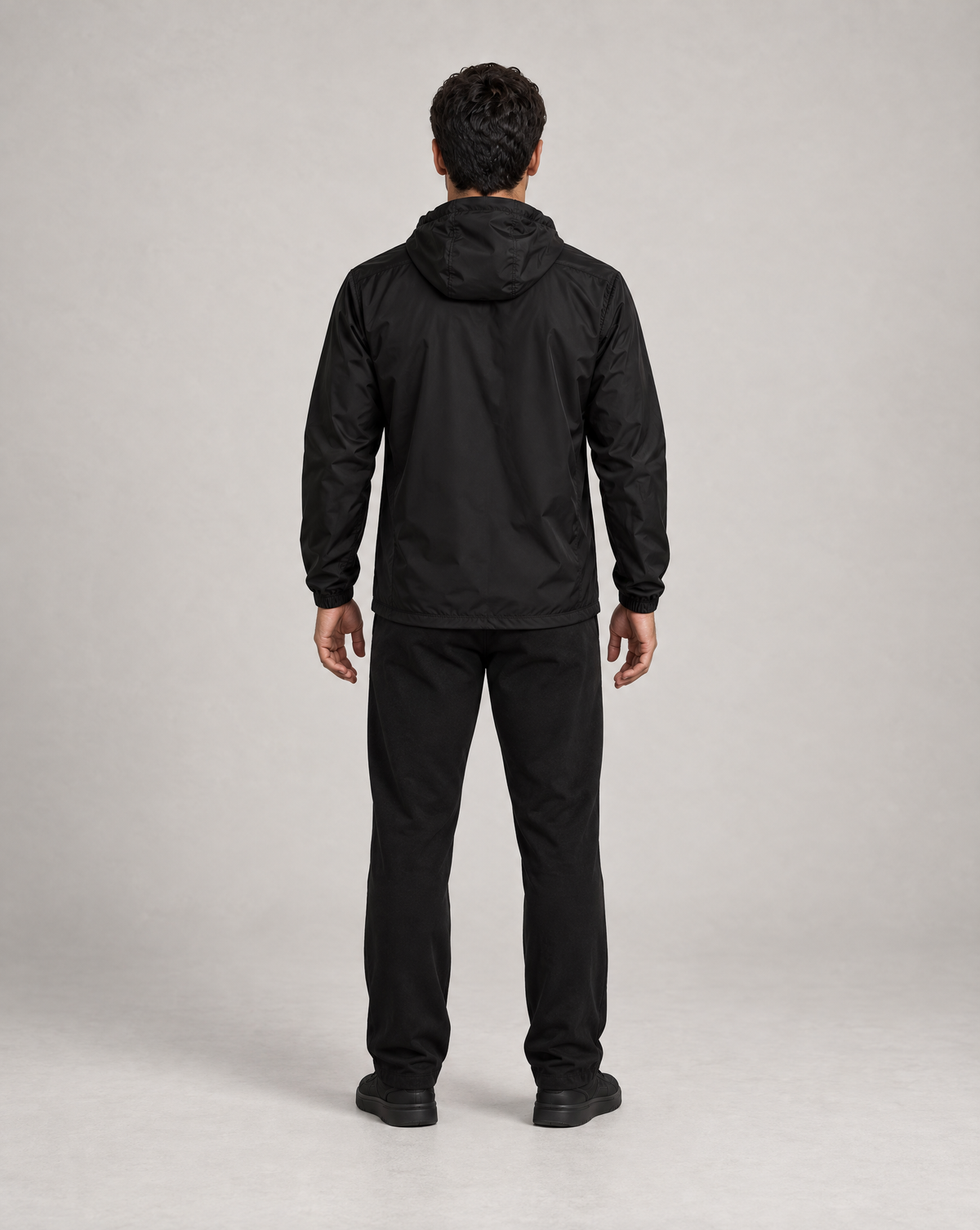 GV Windbreaker Black – back view