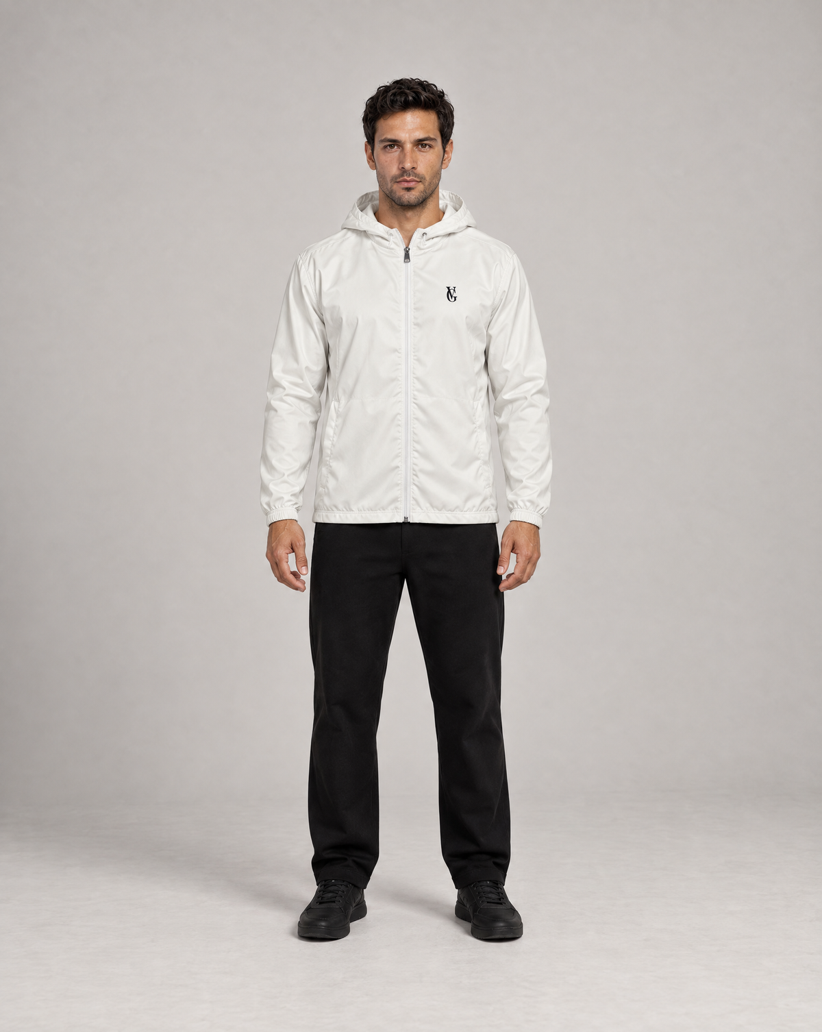 GV Windbreaker Off-White – front view
