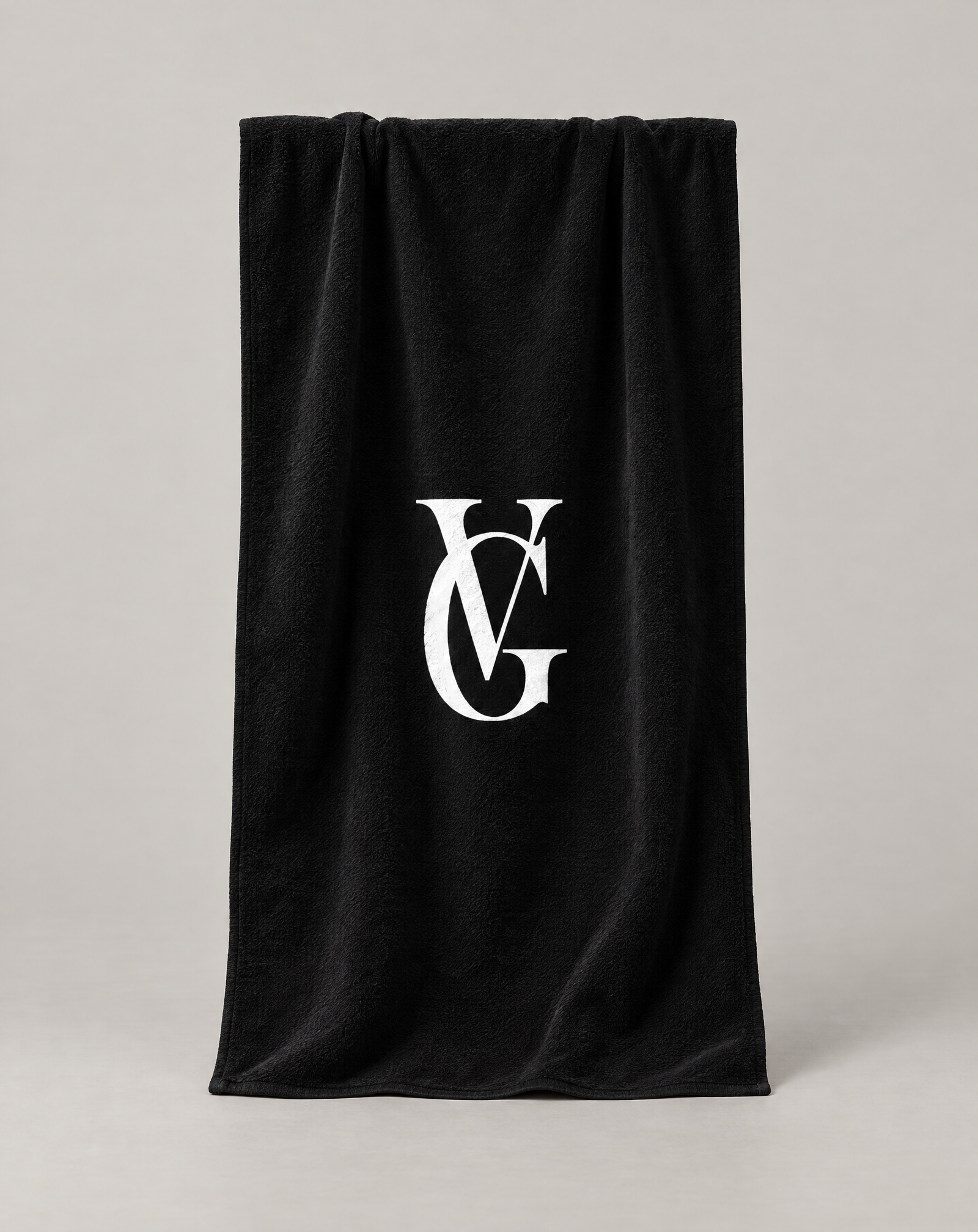 Golden Vein Bath Towel – Badetuch · Schwarz